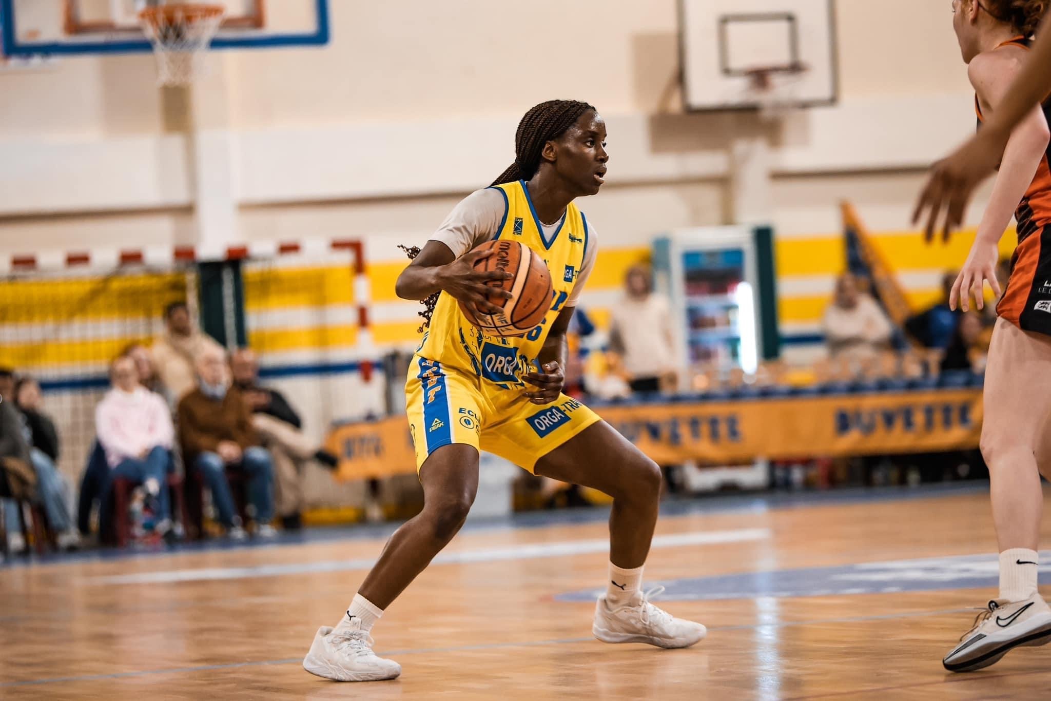 https://www.postup.fr/wp-content/uploads/2024/11/NF1_2024-2025_Dorcas-NGANFINA-Dieppe-vs.-La-Glacerie_Clemence-HEDIN.jpeg